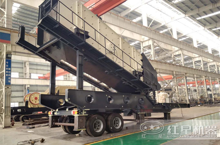 可移動振動篩沙機(jī)，半掛車車頭牽引隨時隨地流動作業(yè)